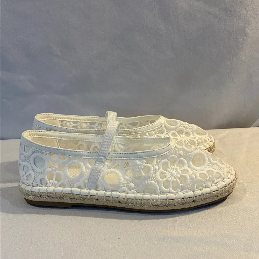 Universal Thread White Celia floral lace Mary Jane espadrille flats size 9.5